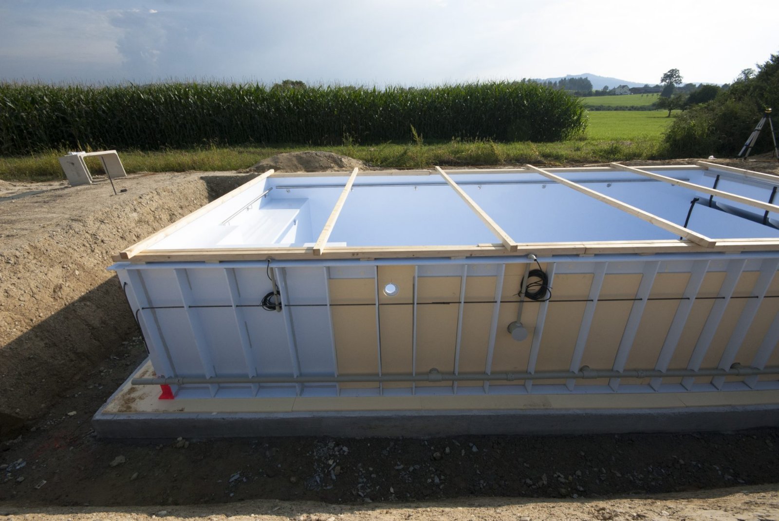 bazen u procesu montiranja